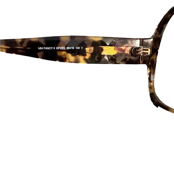 MaxMara Women's MM Fancy || Epzeg 60
#16 140 V Sunglasses EUC - Picture 5 of 9